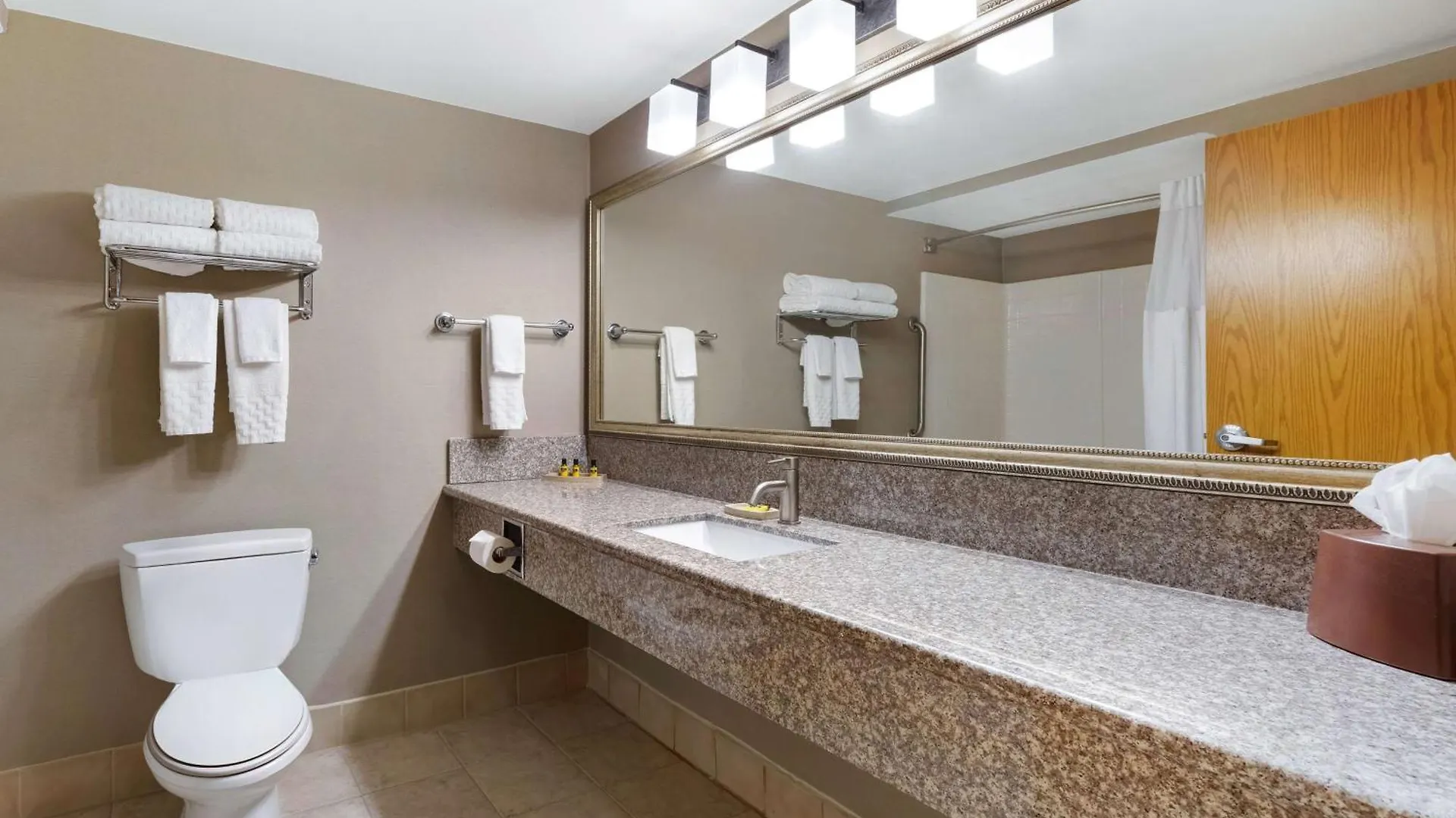 Best Western Plus North Las Vegas Inn & Suites 3*,  USA
