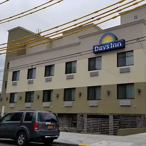 Days By Wyndham Brooklyn Marine Park Hotel New York