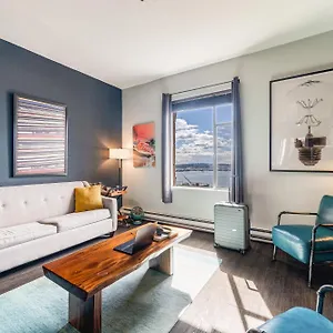Oxford By At Mine Hospitality Seattle