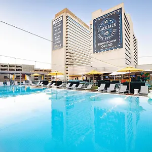 Downtown Grand & Casino מלון