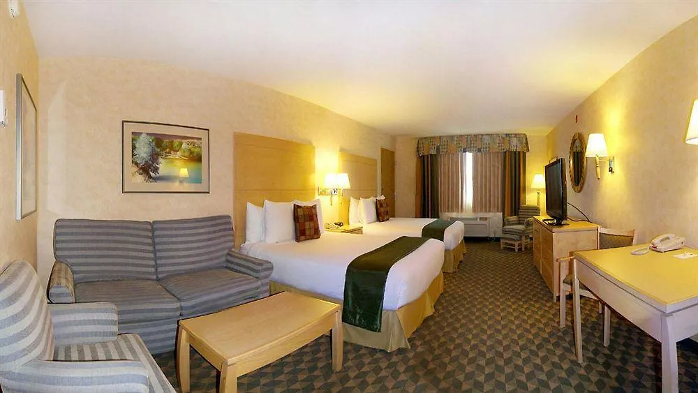 Best Western Plus North Las Vegas Inn & Suites