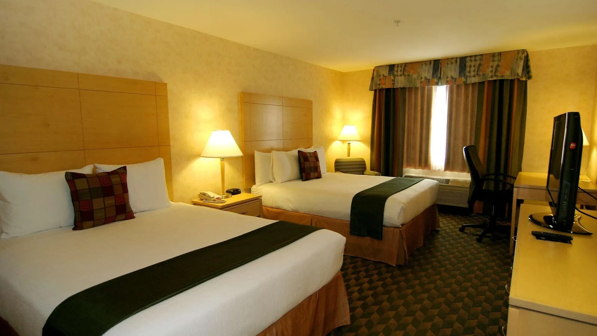 Best Western Plus North Las Vegas Inn & Suites Hotel