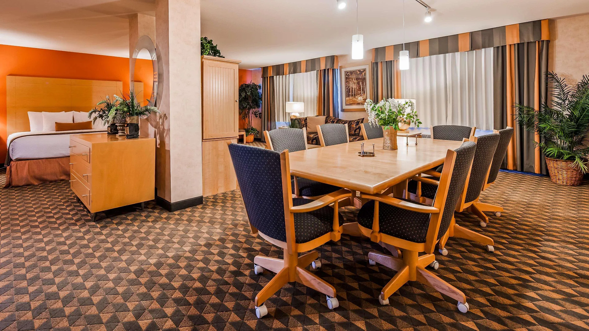 Best Western Plus North Las Vegas Inn & Suites Hotel
