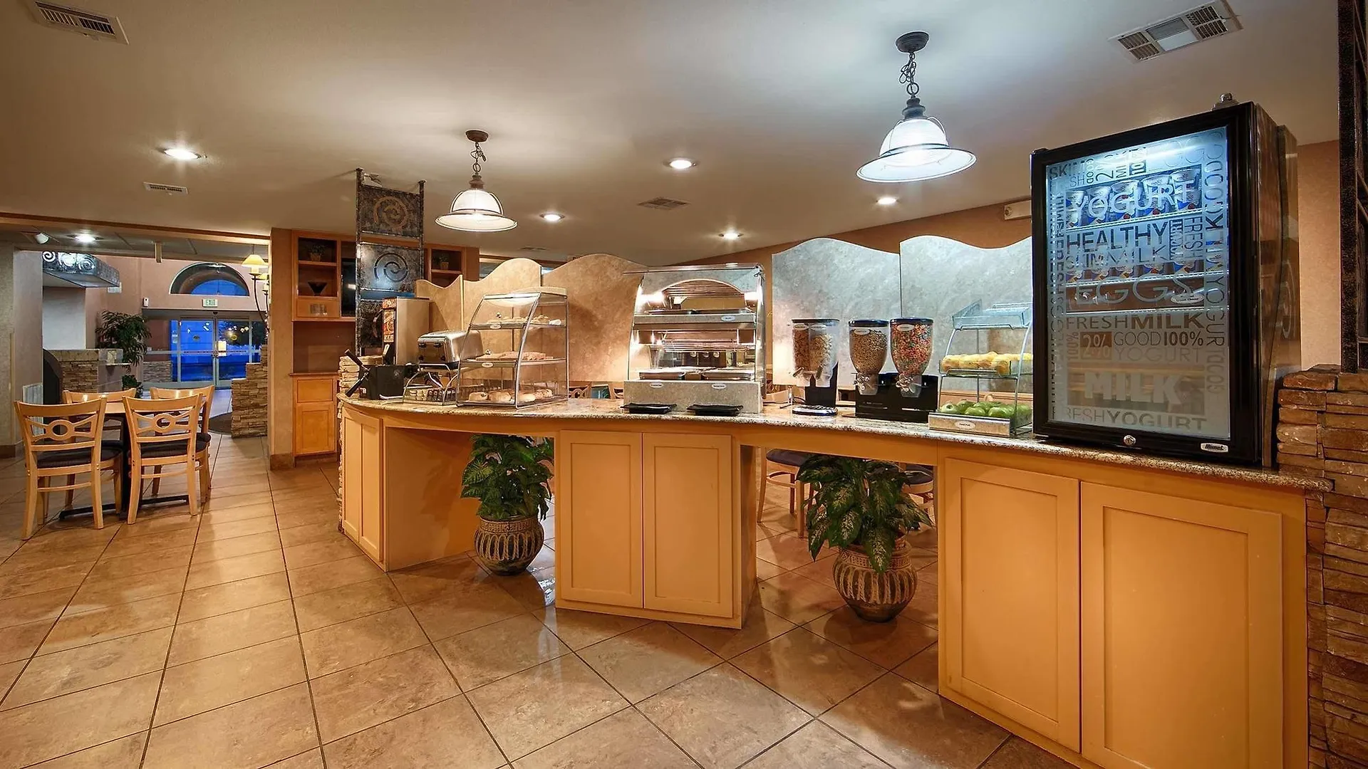 Best Western Plus North Las Vegas Inn & Suites 3*,